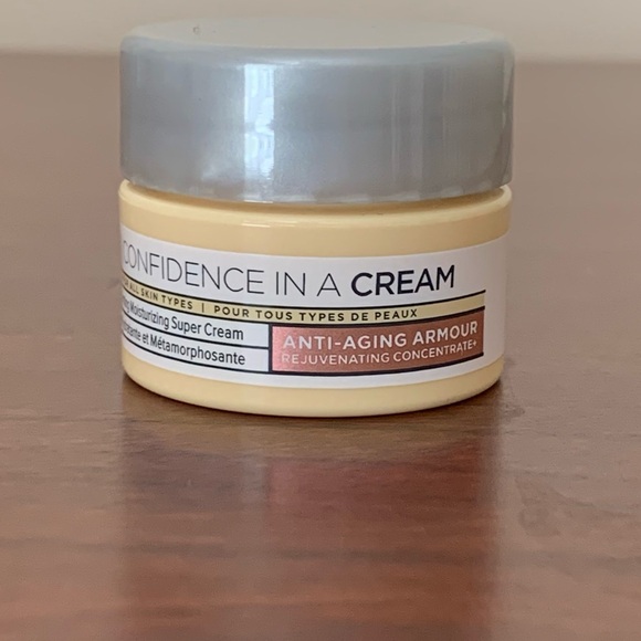 NWT IT Cosmetics Bundle Skin Care Deluxe Mini Travel Set - Picture 6 of 14